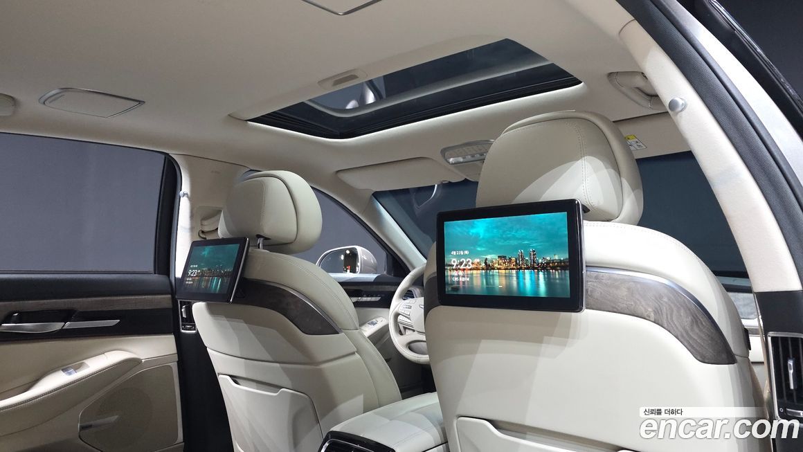 Genesis G90 2021