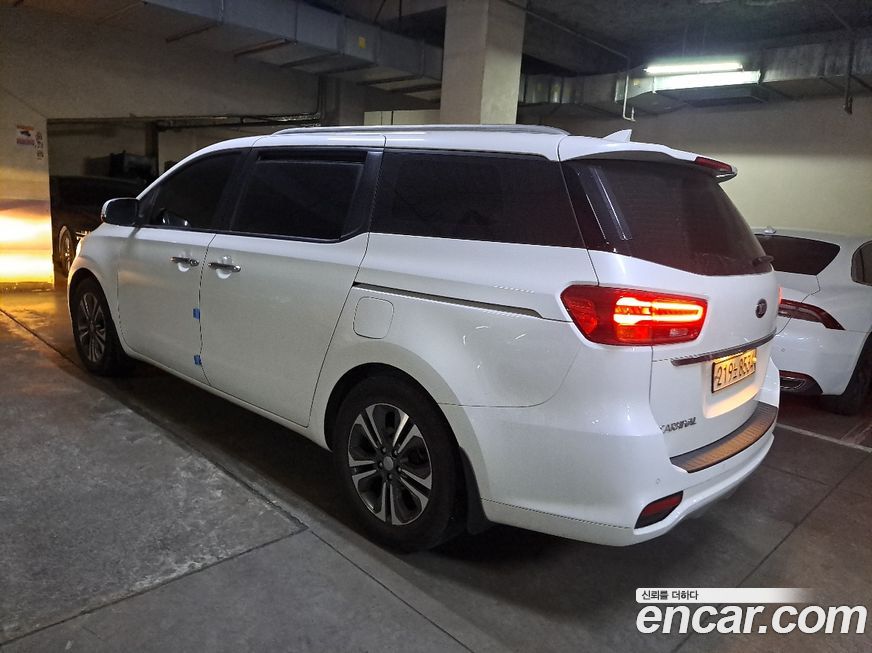 Kia Canival 2019
