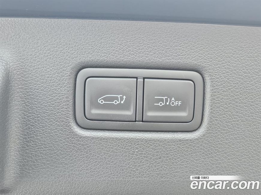 Hyundai Staria 2025