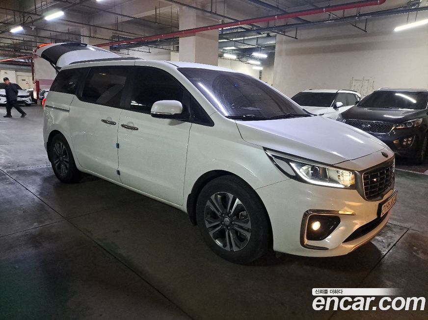 Kia Canival 2019
