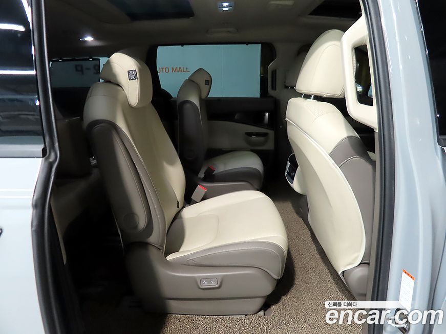 Kia Canival 2024
