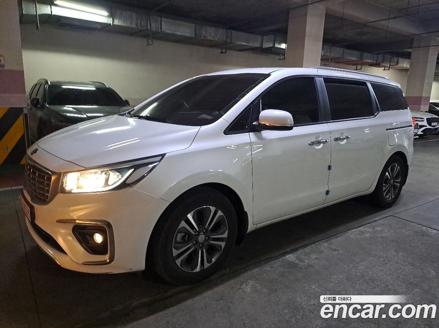 Kia Canival 2019