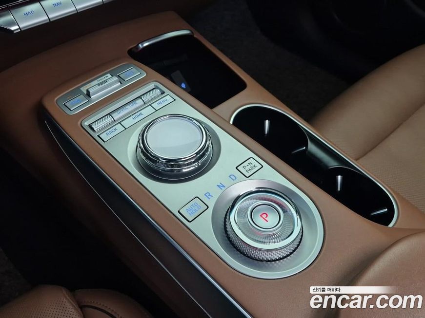 Genesis GV70 2022