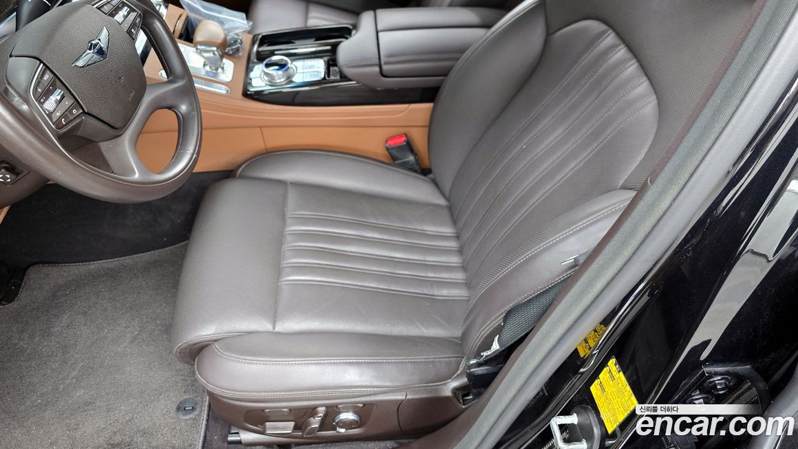 Genesis G90 2021