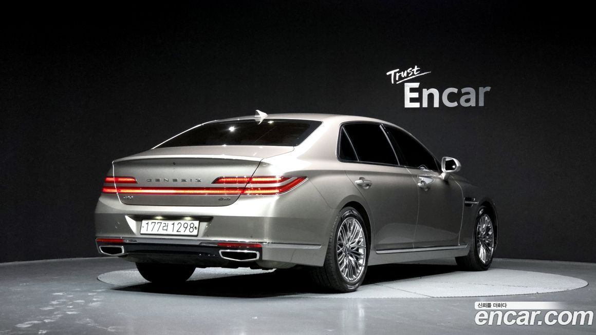 Genesis G90 2021