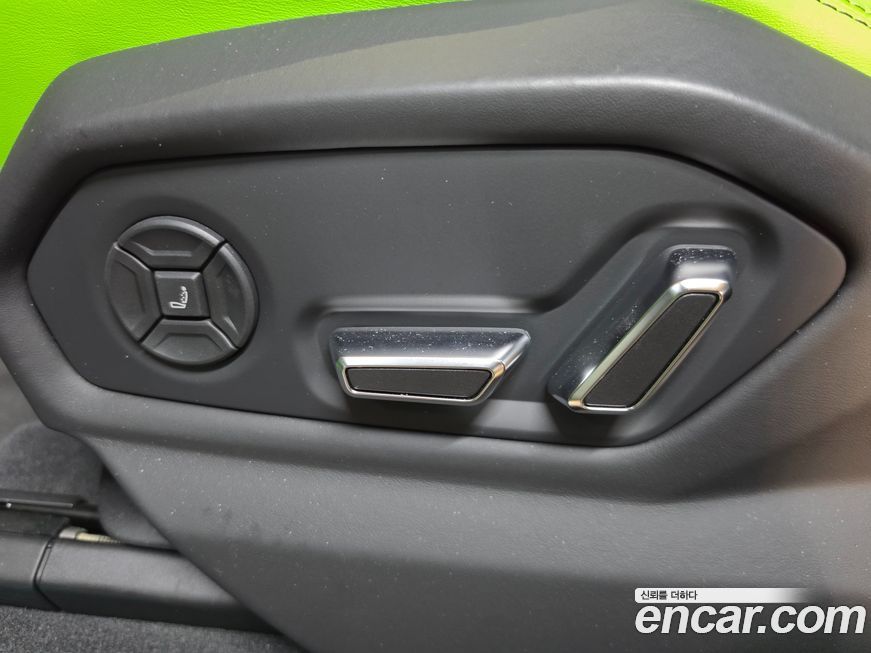 Lamborghini Urus 2021