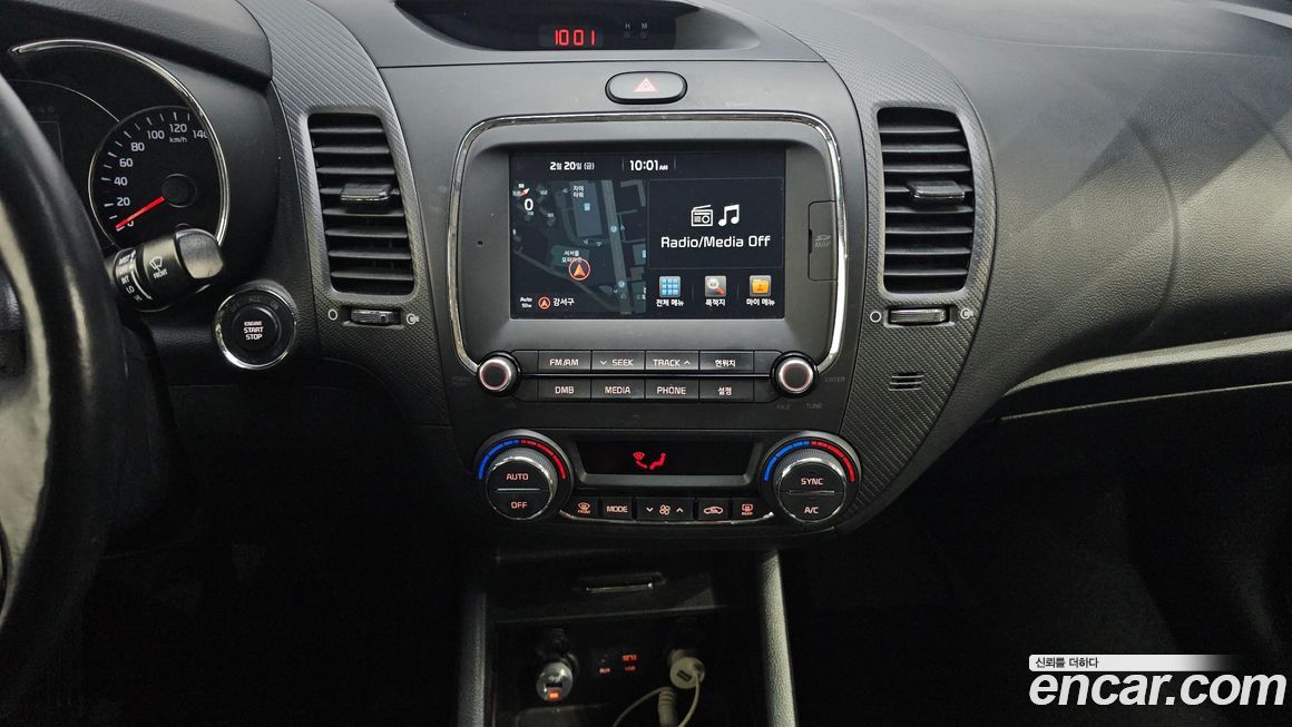 Kia K3 2016