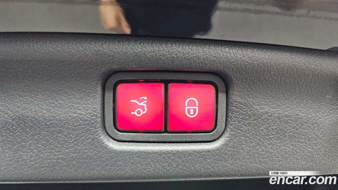 Mercedes-Benz C-Class 2023