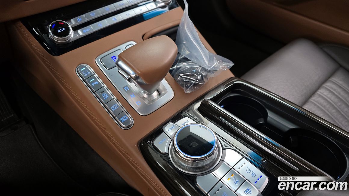Genesis G90 2021