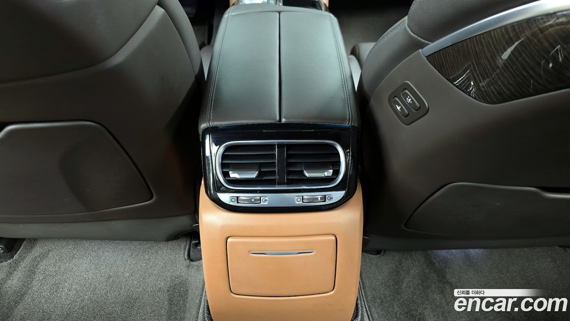 Genesis G90 2021
