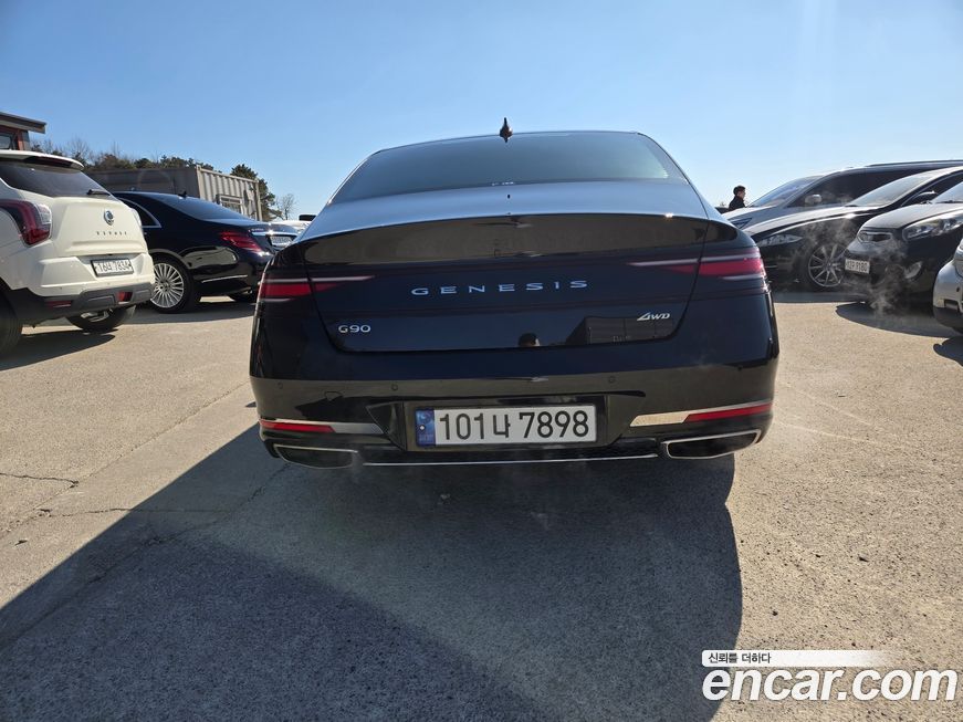 Genesis G90 2023