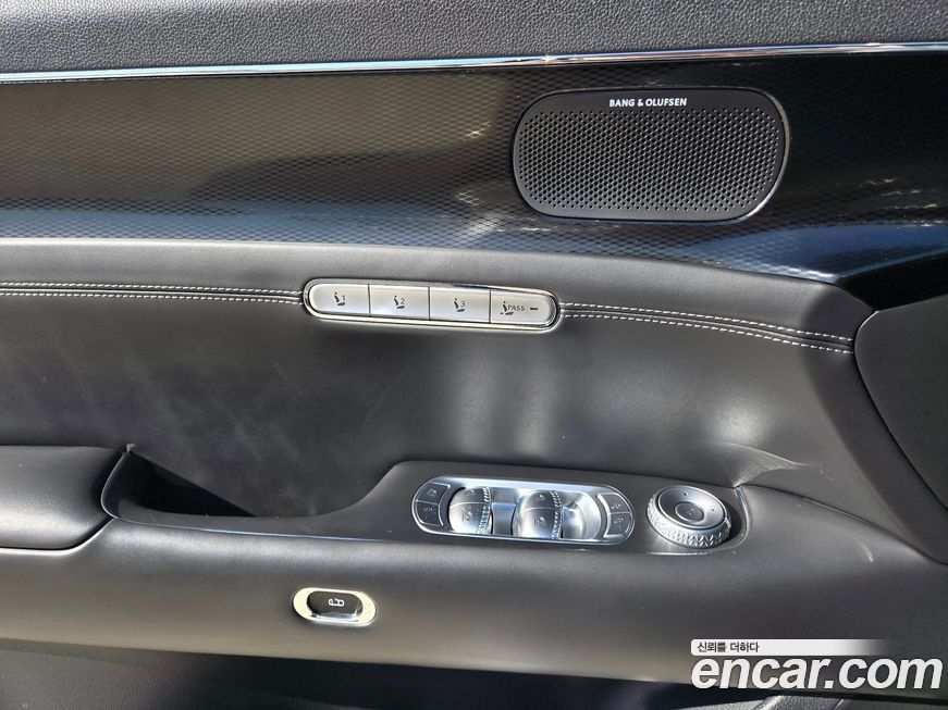 Genesis G90 2023