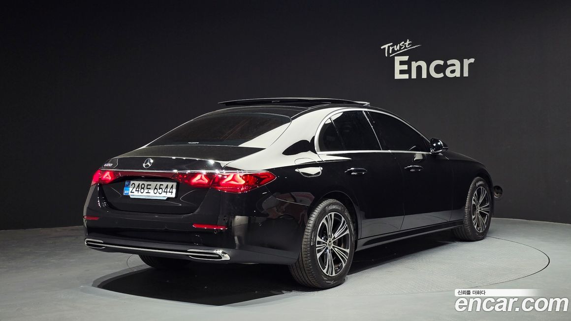 Mercedes-Benz E-Class 2026