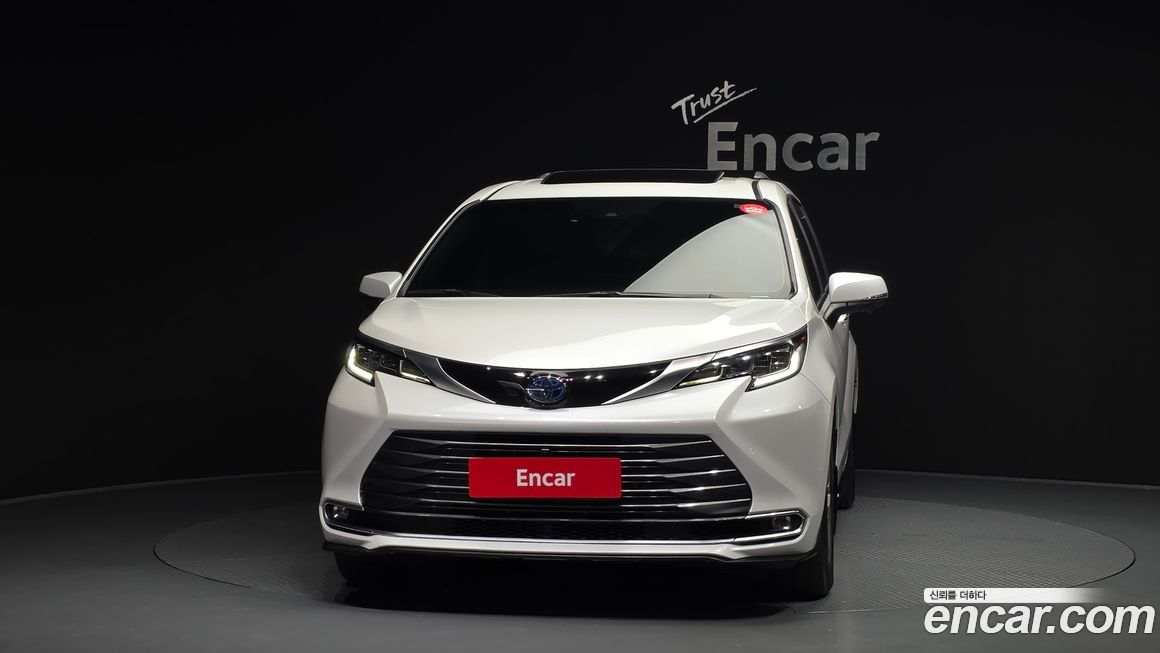 Toyota Sienna 2024
