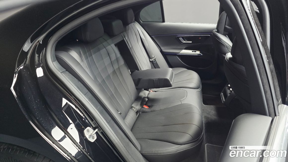 Mercedes-Benz E-Class 2026