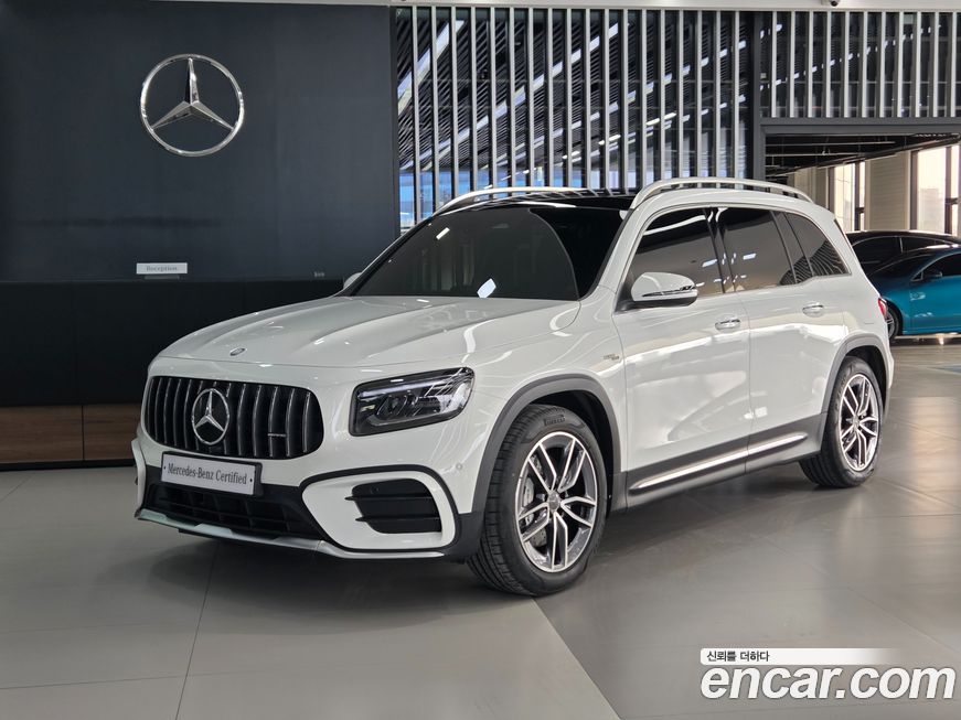 Mercedes-Benz GLB-Class 2025