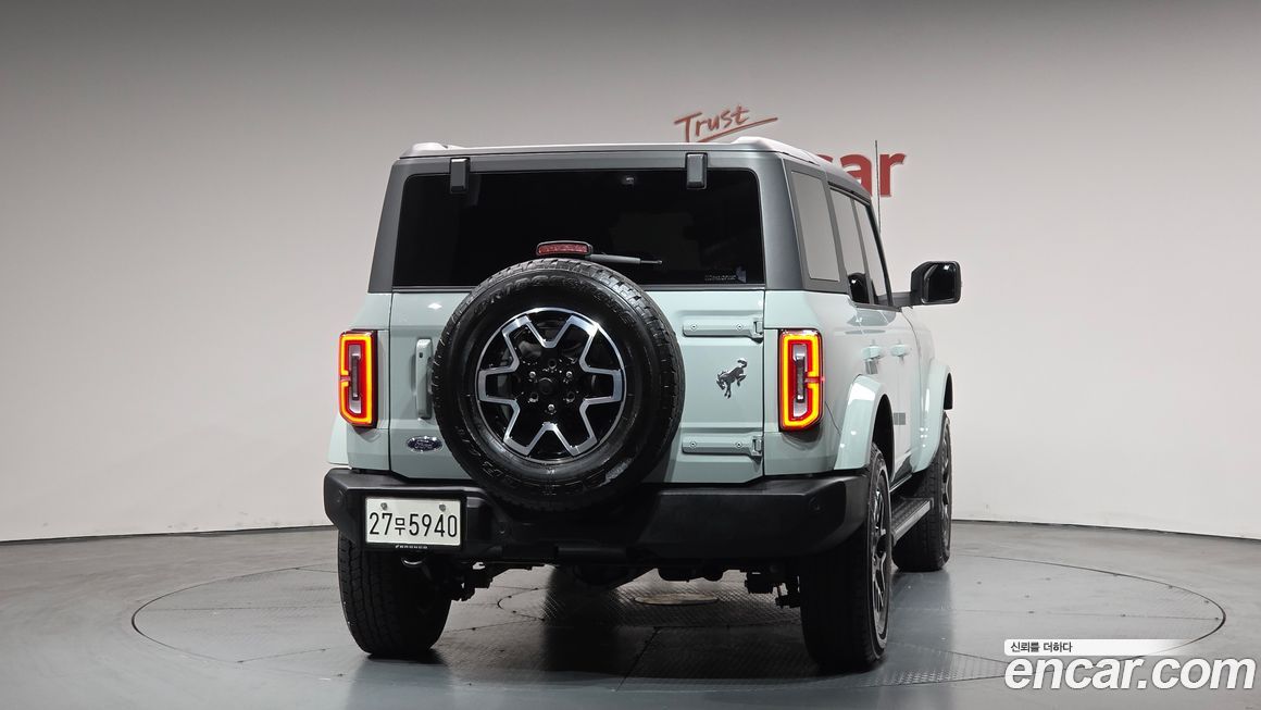 Ford Bronco 2024