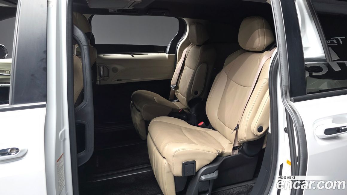 Toyota Sienna 2024