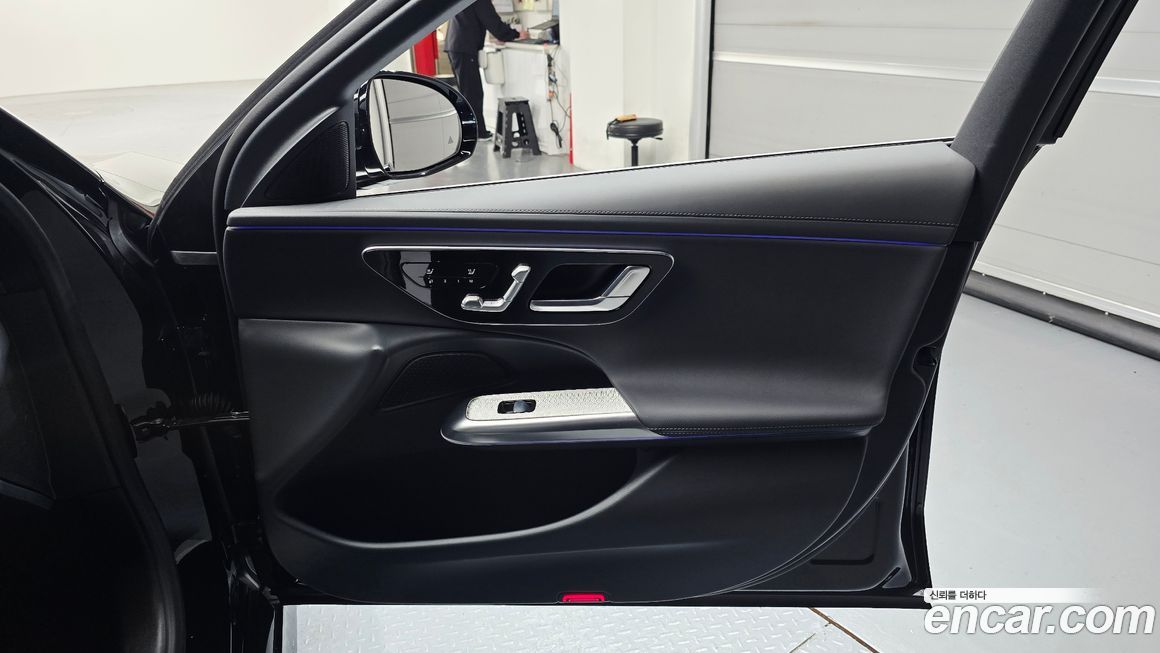 Mercedes-Benz E-Class 2026