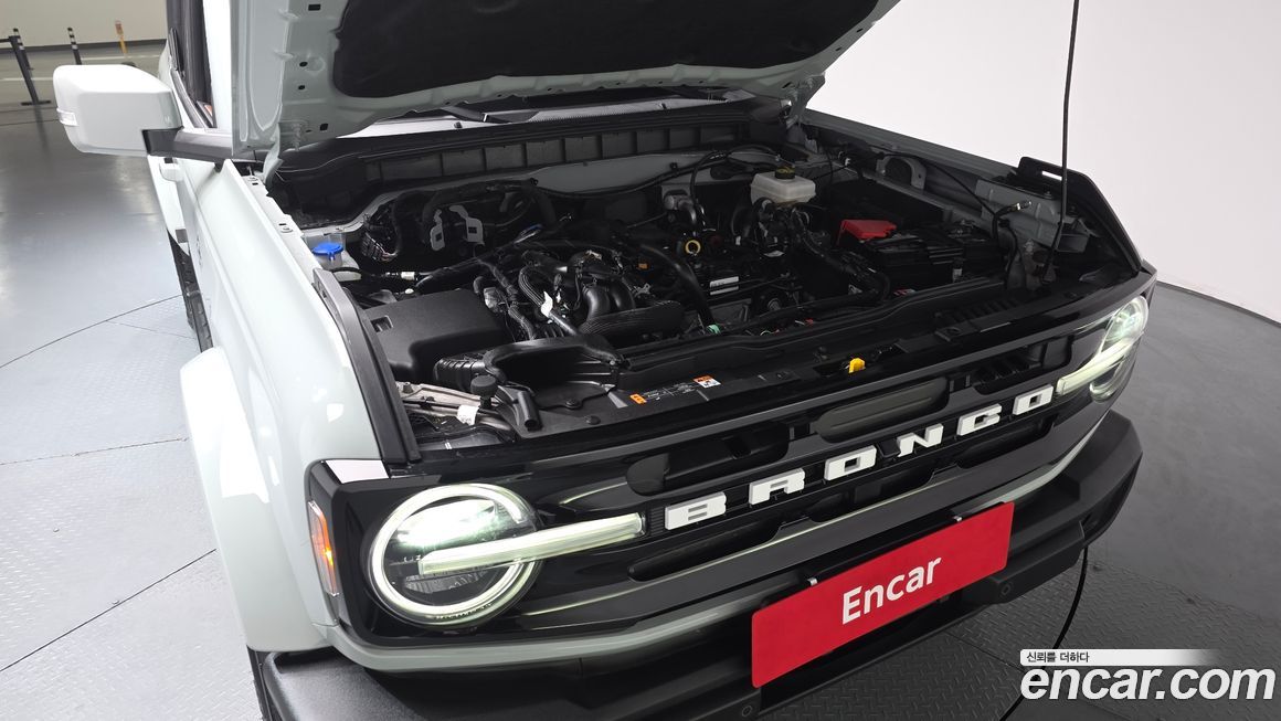 Ford Bronco 2024