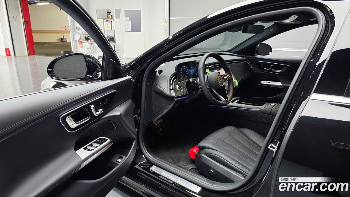 Mercedes-Benz E-Class 2026