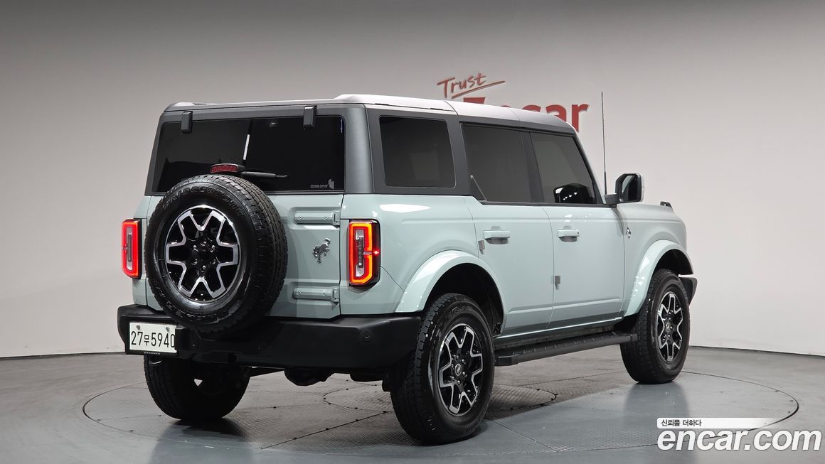 Ford Bronco 2024
