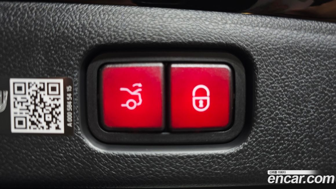 Mercedes-Benz E-Class 2026