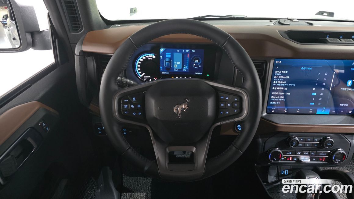 Ford Bronco 2024