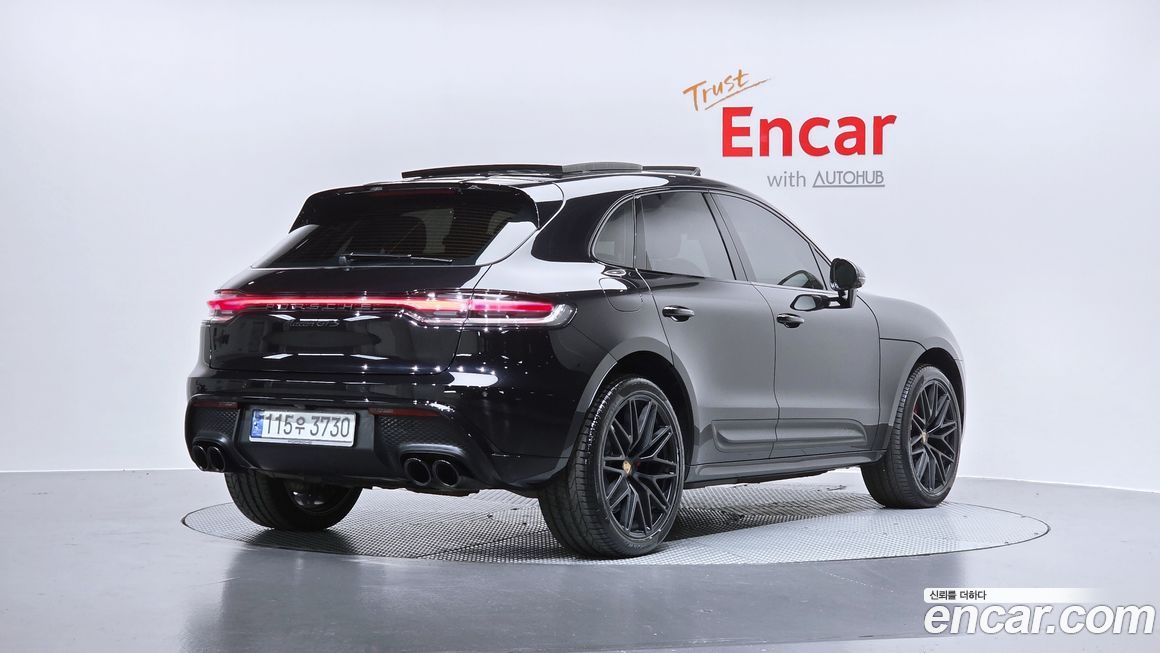 Porsche Macan 2024