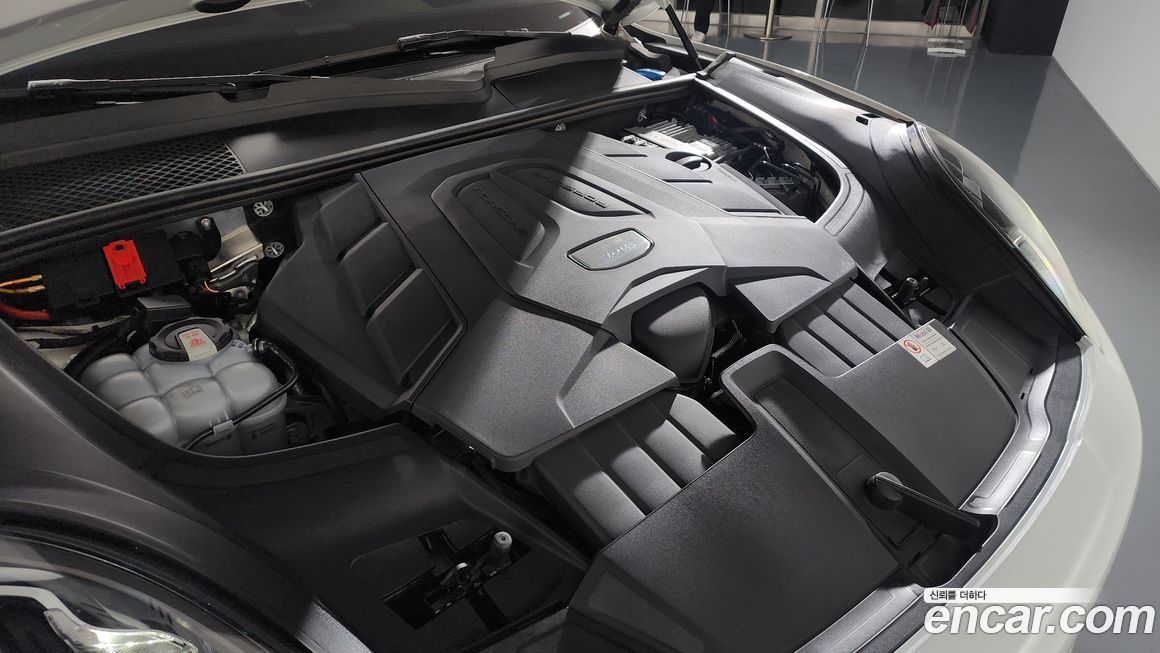 Porsche Cayenne 2023