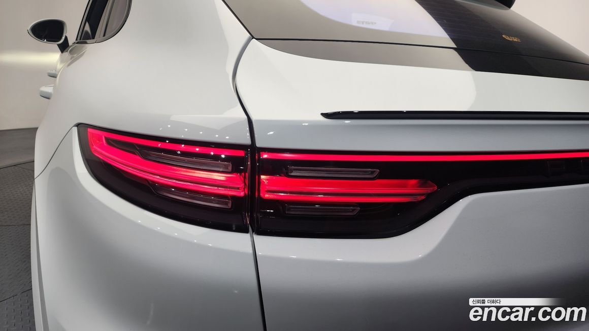 Porsche Cayenne 2023