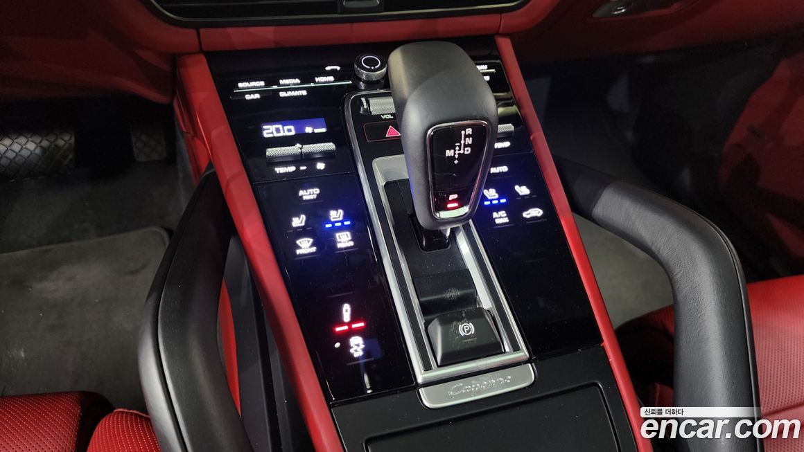 Porsche Cayenne 2023