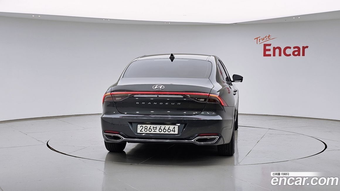 Hyundai Grandeur 2022