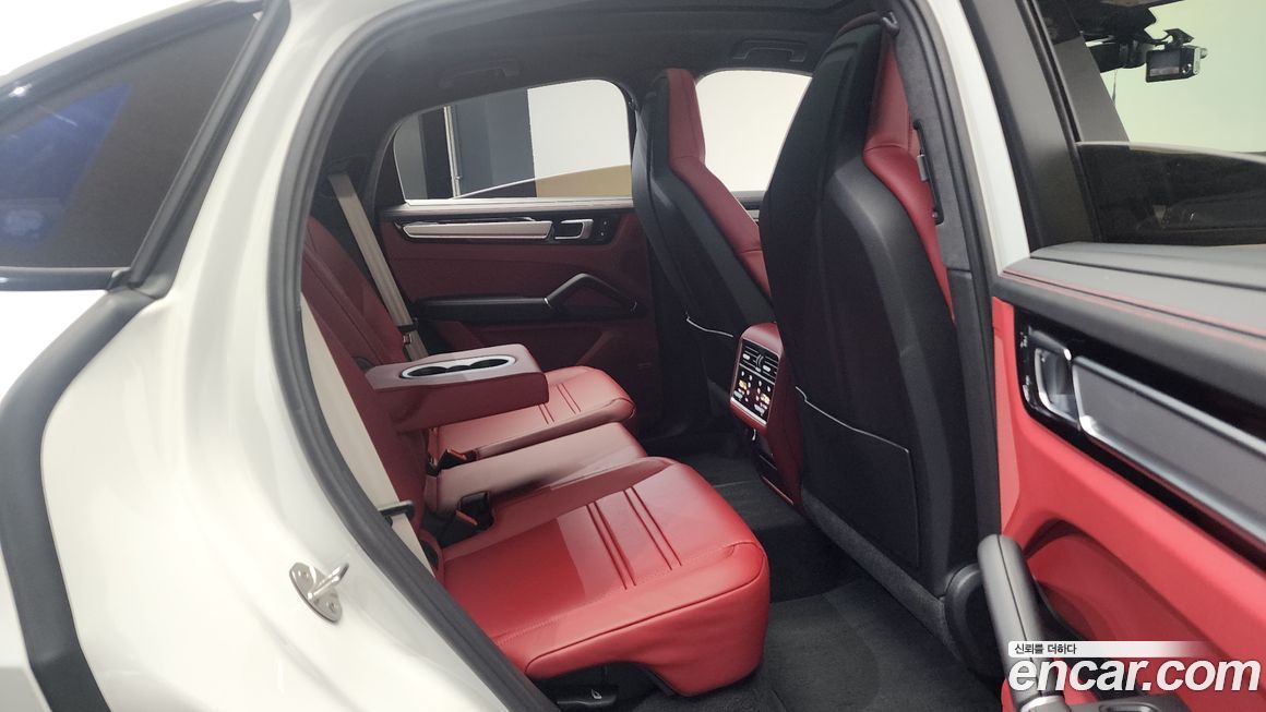 Porsche Cayenne 2023