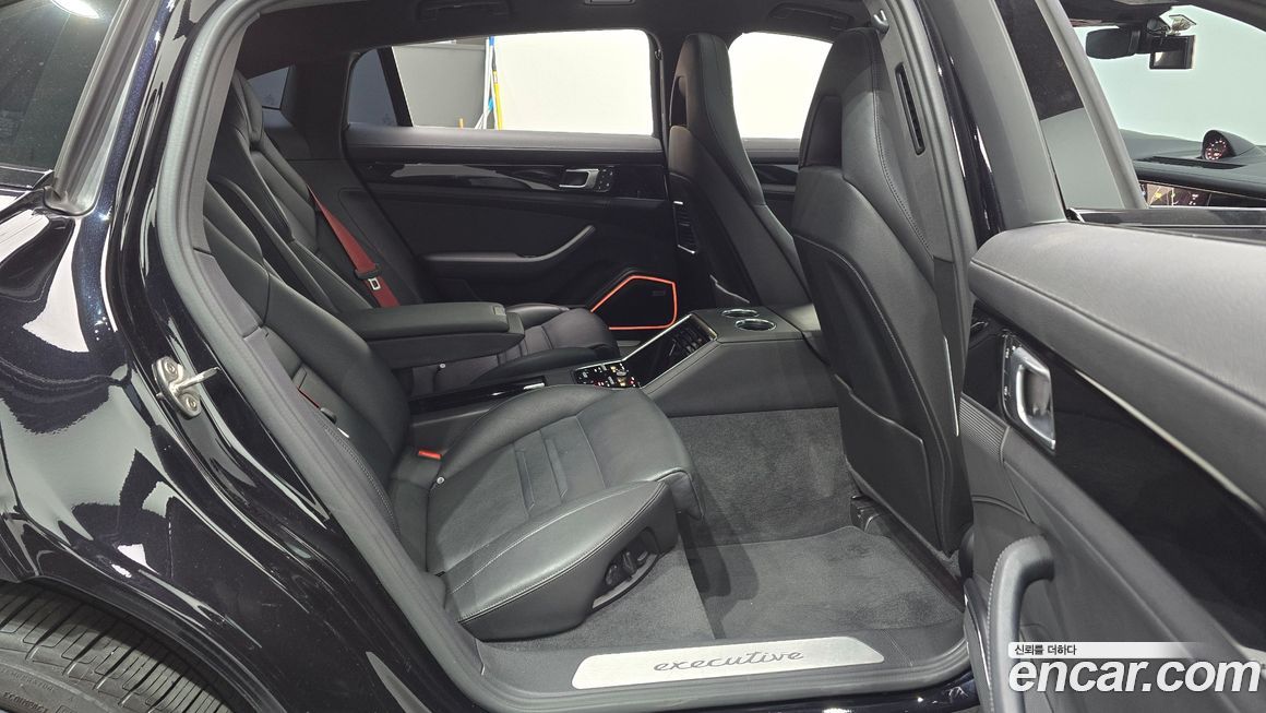 Porsche Panamera 2022