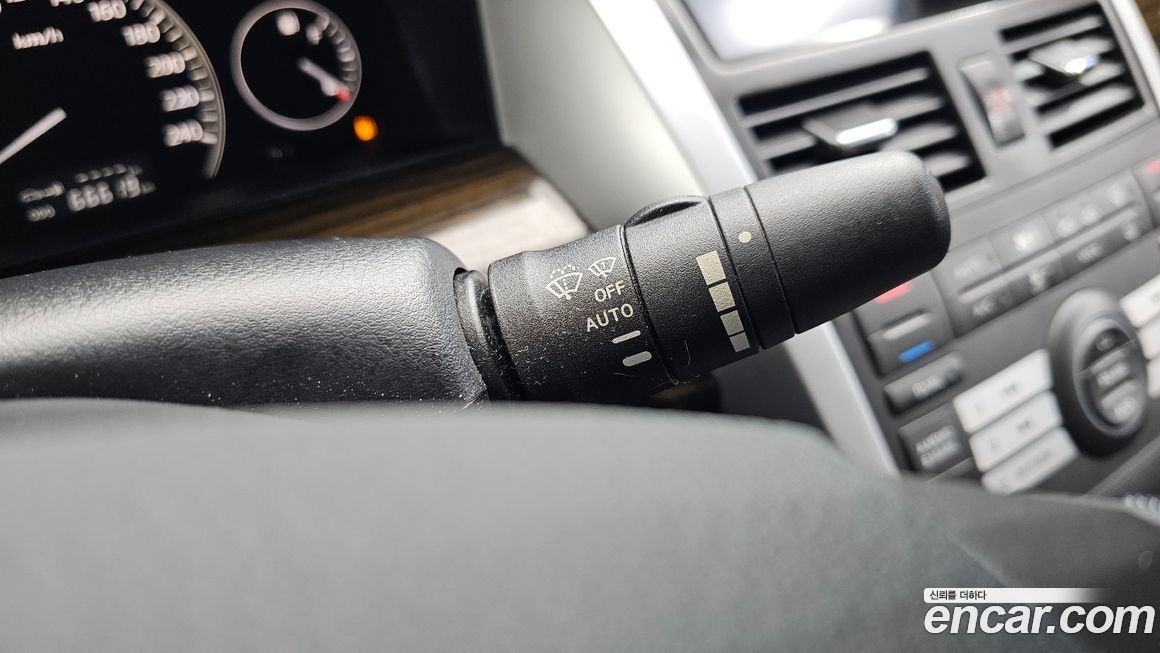 Renault-KoreaSamsung SM7 2011