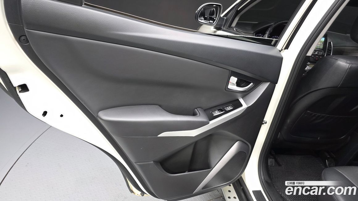 KG_Mobility_Ssangyong KORANDO 2015