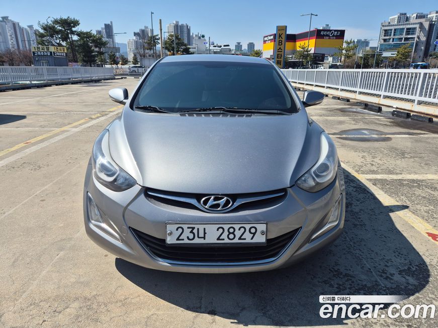 Hyundai AVANTE 2015