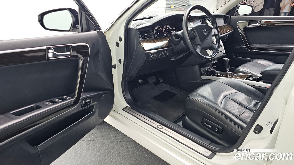 Renault-KoreaSamsung SM7 2011