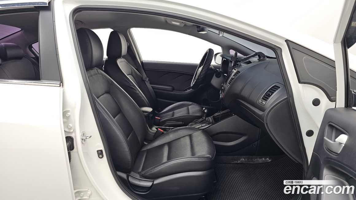 Kia K3 2015