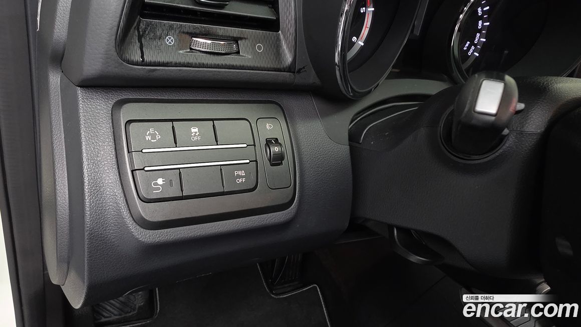 KG_Mobility_Ssangyong TIBOLI 2017