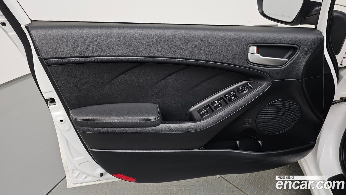 Kia K3 2015