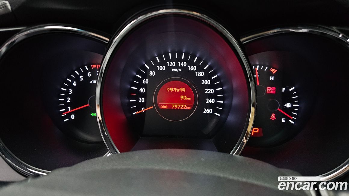 Kia K5 2011