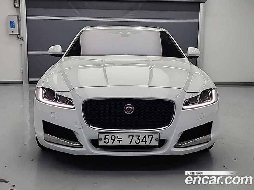 Jaguar XF 2017