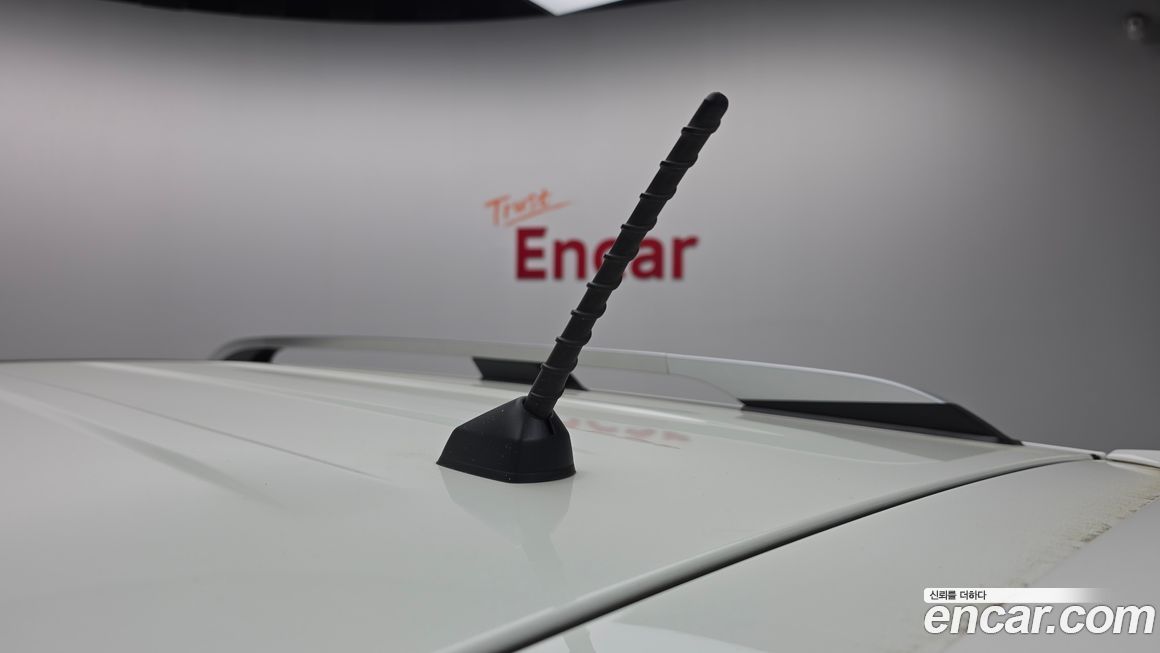 KG_Mobility_Ssangyong TIBOLI 2017