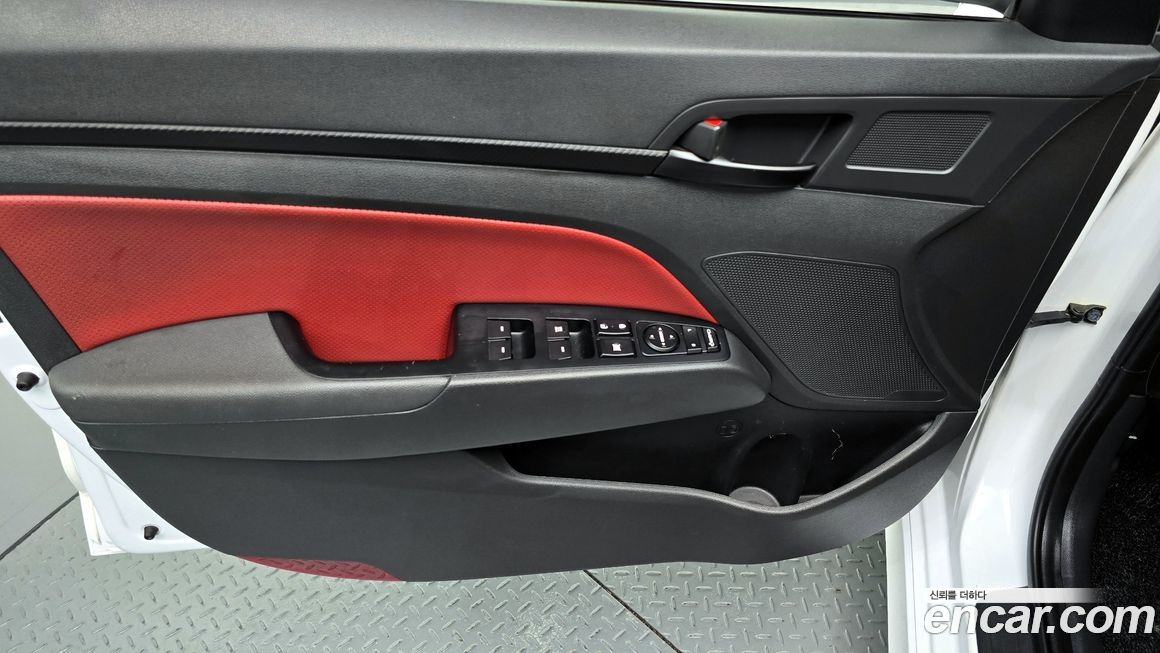 Hyundai AVANTE 2017