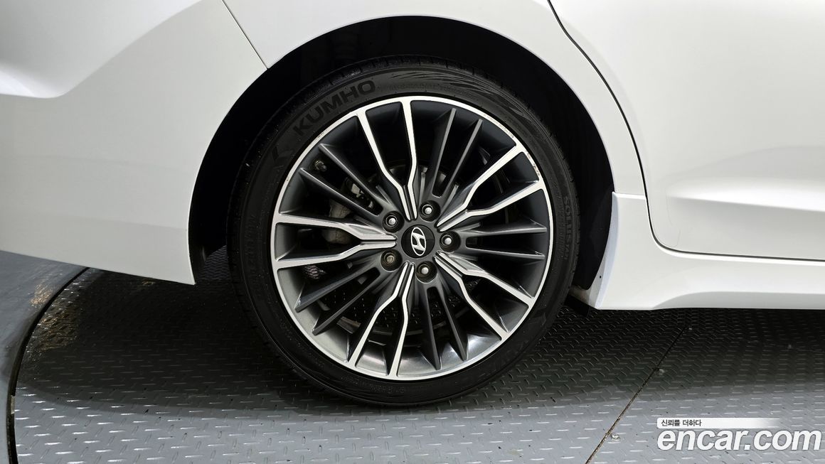 Hyundai AVANTE 2017