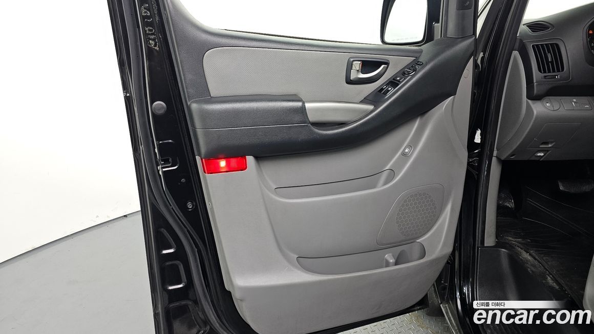 Hyundai Starex 2014