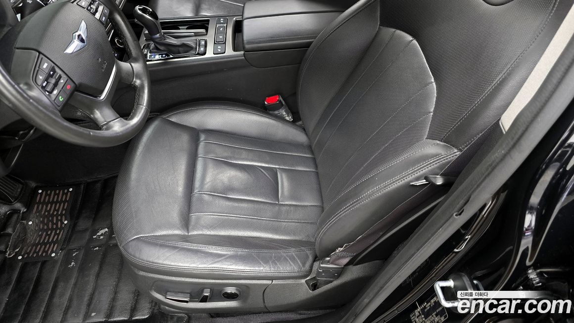 Hyundai Genesis 2016