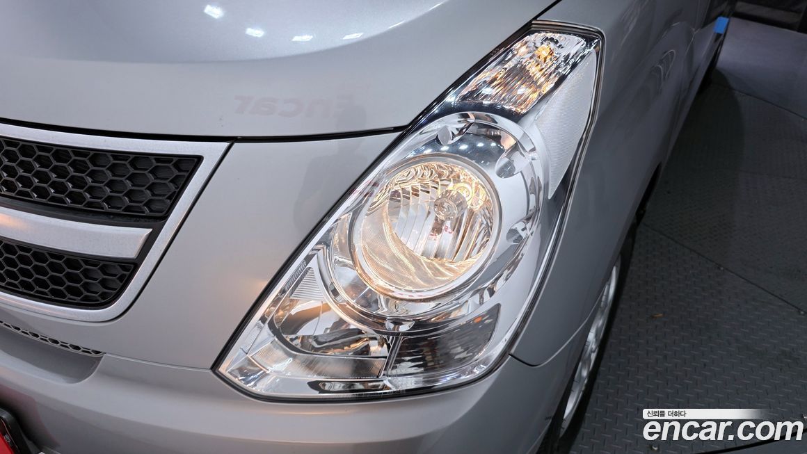 Hyundai Starex 2016